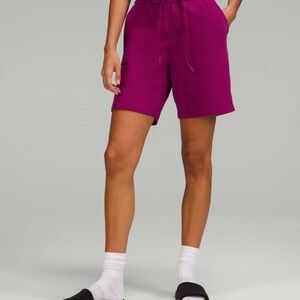 Lululemon Loungeful High Rise Short 7”